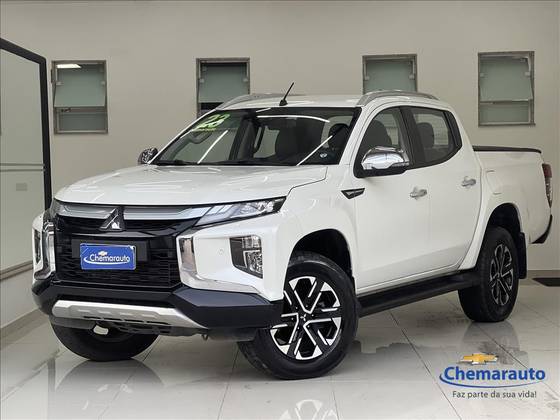 MITSUBISHI L200 TRITON 2.4 16V TURBO DIESEL SPORT HPE-S CD 4P 4X4 AUTOMÁTICO